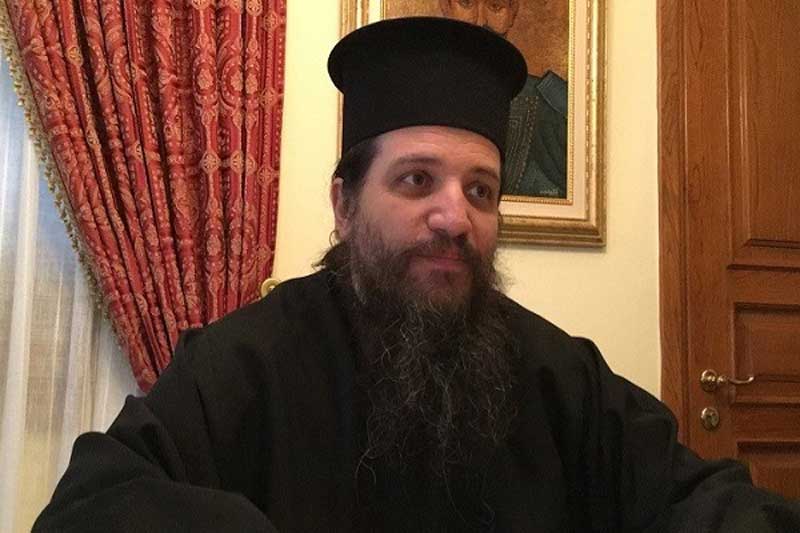 π. Νικόλαος Γιαννουσάς,πρωτοσύγκελος Μητρόπολης Καστοριάς: “Οι άνθρωποι μέσα στο ναό με μάσκα είναι ασφαλείς,μόλις βγουν εκτός ναού και ακολουθούν μια εικόνα κινδυνεύουν…”