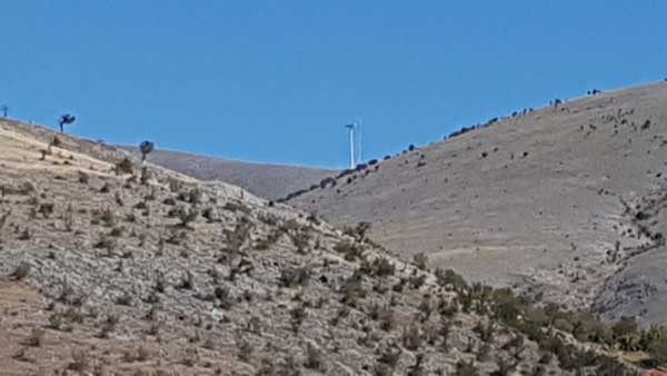 Η πρώτη ορατή ανεμογεννήτρια από τη Σιάτιστα