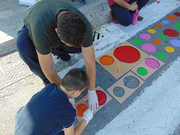 Δήμος Γρεβενών: Μικροί και μεγάλοι χρωμάτισαν διαβάσεις πεζών για την “Ευρωπαϊκή Εβδομάδα Κινητικότητας 2020”