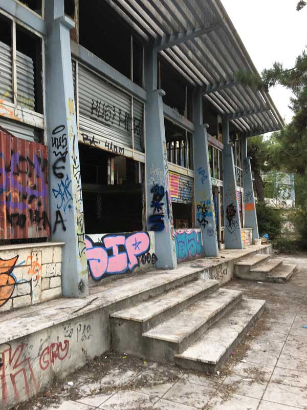 Τα «ομοσπονδο-άσπονδα» κρατίδια του Χαμηλού Αη-Λιά- Του Β. Π. Καραγιάννη