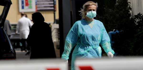 Κορονοϊός: «Τρίζει» το ΕΣΥ – Καλυμμένο πάνω από 70% των ΜΕΘ, 427 σε απλές κλίνες covid