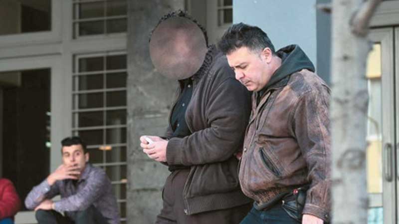 Γάλλος μοναχός που κρατείται στις φυλακές Γρεβενών κακοποίησε σεξουαλικά επτά προσφυγόπουλα