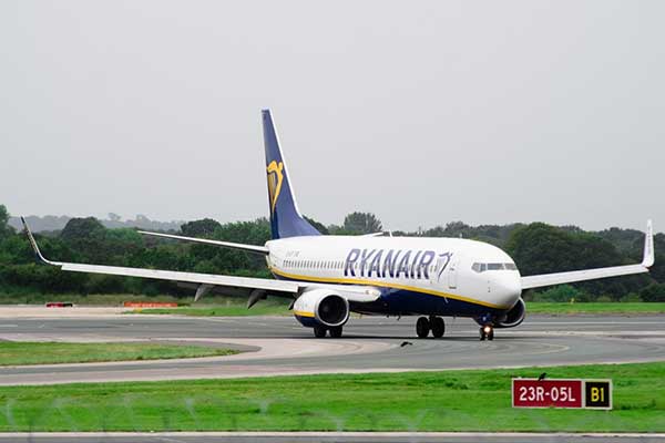 Ryanair: Με την αγορά ενός αεροπορικού εισιτηρίου ένα ακόμα δώρο