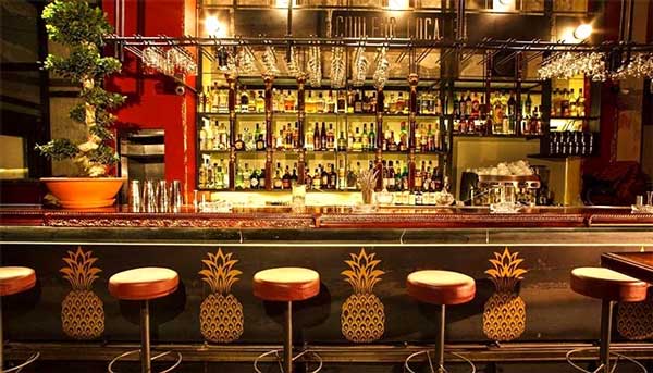 Καστοριά: Τρία Cafe – Bar αναστέλλουν τη λειτουργία τους λόγω κορωνοϊού