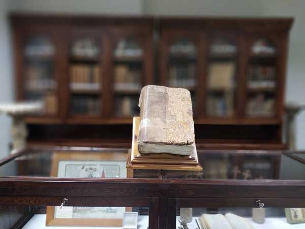 Βίντεο με τους θησαυρούς της Βιβλιοθήκης στην ιστοσελίδα της
