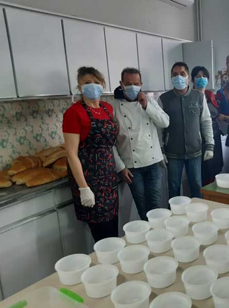 Το συσσίτιο απόρων δημοτών του Δήμου Κοζάνης συνεχίζει απρόσκοπτα το έργο του – Ευχαριστίες σε επιχειρηματίες και πολίτες