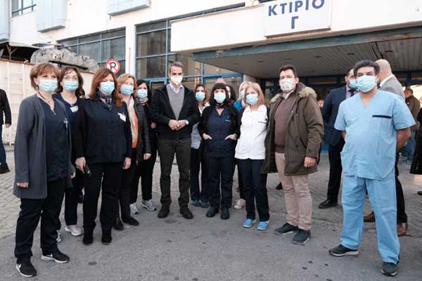 Κυριάκος Μητσοτάκης :Ενδεχομένως να κάνουμε Χριστούγεννα με μια οικογένεια ακόμα-Το εμβόλιο θα είναι δωρεάν από την πολιτεία, δεν θα είναι υποχρεωτικό