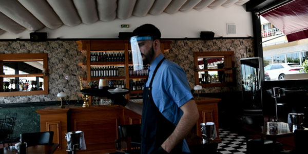 Επίδομα 800 ευρώ: Οι ημερομηνίες υποβολής δηλώσεων και πληρωμής της αποζημίωσης ειδικού σκοπού