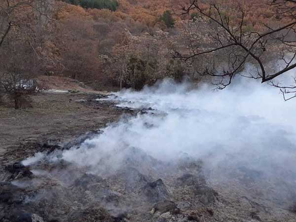 Χρήστος Ζευκλής:Καταγγελία για  φωτιά σε λεβάντες-Η Εράτυρα πνίγηκε στους καπνούς