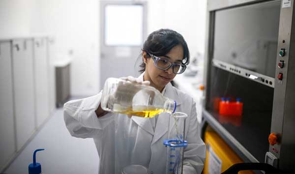 Μονοκλωνικά αντισώματα της Regeneron: Μπορεί να τα παράξει η Ελλάδα;