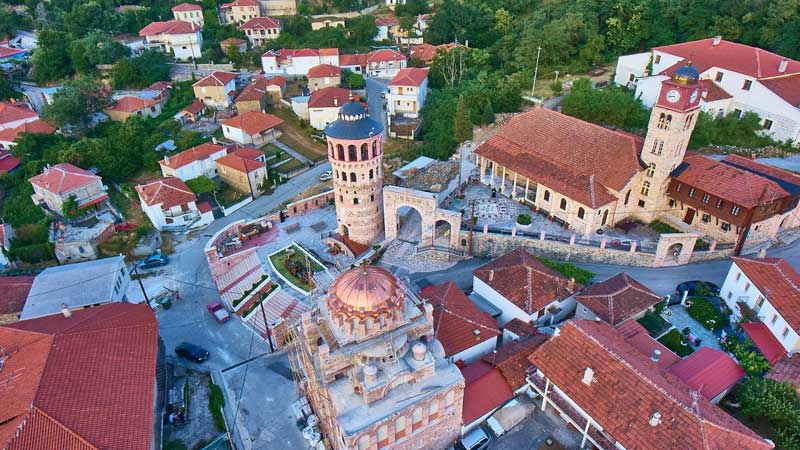 Οκτώ θετικά κρούσματα στο Εμπόριο μετά από μοναχική κουρά-Διασπορά στη Μονή Αγίου Κοσμά του Αιτωλού Άρδασσας