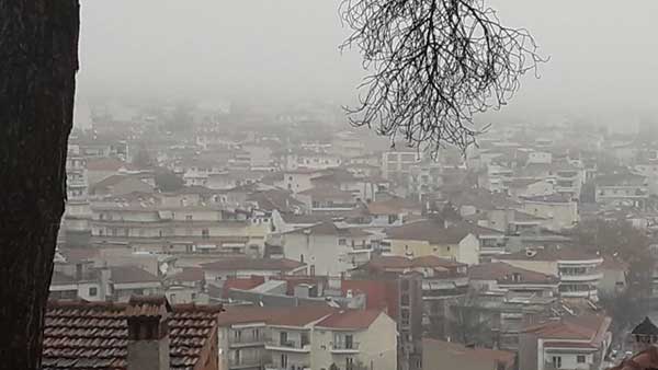 Τυλιγμένη στην ομίχλη η πόλη της Κοζάνης