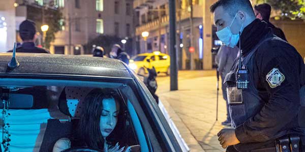 Πέτσας: Ποιοι θα εξαιρεθούν για μετακίνηση σε άλλο νομό – Τι θα ισχύει με τα SMS