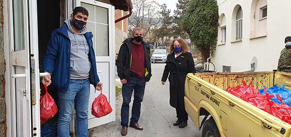 Δωρεά κρέατος από τη Σχολή Γεωπονικών Επιστημών του Πανεπιστημίου Δυτικής Μακεδονίας στο Γηροκομείο Φλώρινας