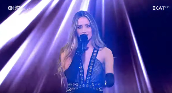Στον ημιτελικό του the voice of greece πέρασε η Λία Μίχου!!