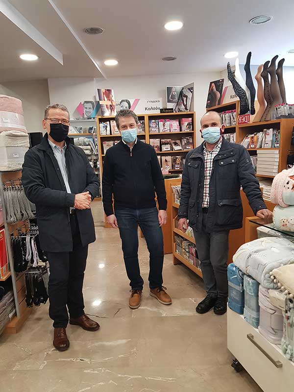 Επίσκεψη του δημάρχου Κοζάνης Λάζαρου Μαλούτα και του αντιδημάρχου Κώστα Κυριακίδη στα εμπορικά καταστήματα