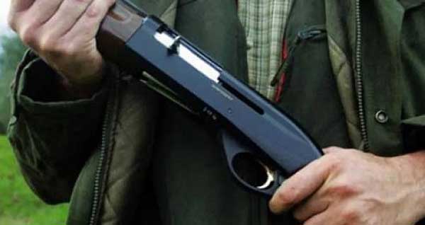 Συνελήφθη 21χρονος στην Πτολεμαΐδα για κλοπή και παράβαση νομοθεσίας περί όπλων