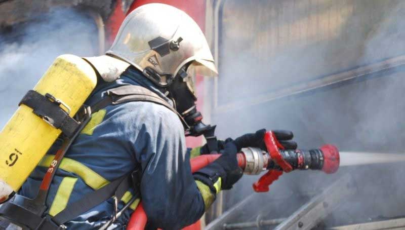 Γαλατινή: Φωτιά σε κολόνα της ΔΕΗ