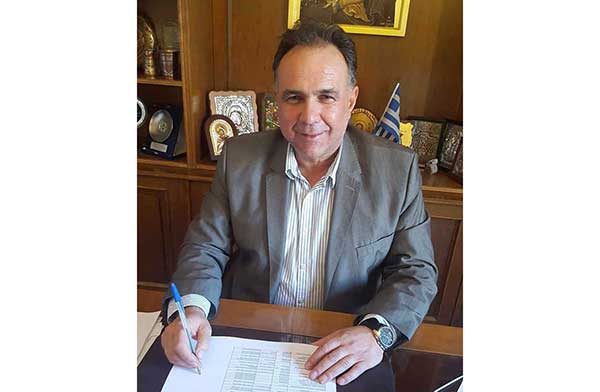 Ο Νίκος Σαρρής για εκείνους που μπέρδεψαν τις πολιτικές τους φιλοδοξίες με τις αγωνίες του επιχειρηματικού κόσμου