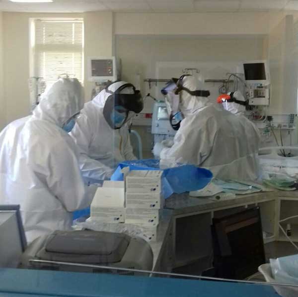 Διαδερμική τραχειοστομία σε ασθενή με Covid στην ΜΕΘ του Μαμάτσειου