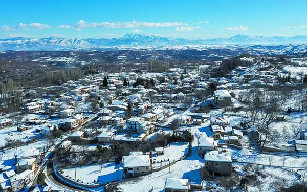 “Ζήσαμε το αδιανόητο , μια κατάρα”-Κάτοικοι της Δαμασκηνιάς, του πρώτου χωριού σε καραντίνα, μιλούν στην «Κ»
