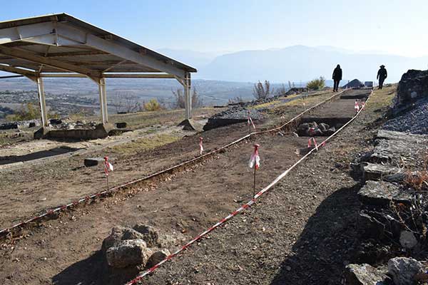 «Αρχαιολογία και Κοινωνία» (6)-Στα μονοπάτια της αρχαίας Αιανής