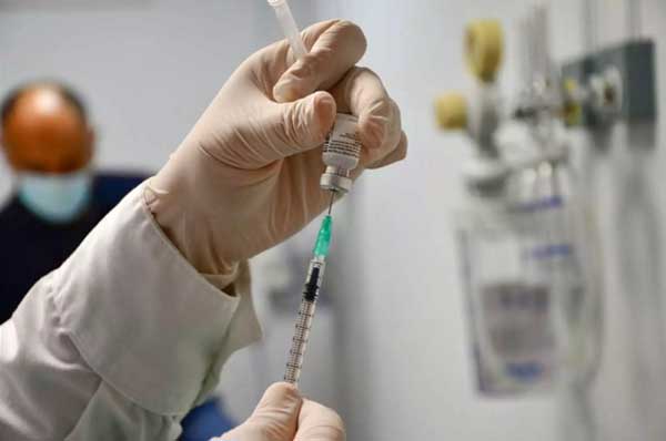 Ενημέρωση – Κορωνοϊός: Ξεκίνησε η αποστολή sms για την τρίτη δόση του εμβολίου σε 285.000 πολίτες