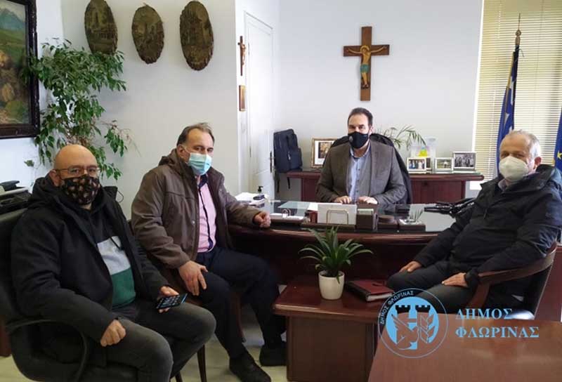 Συνάντηση του Δημάρχου Φλώρινας με μέλη του Επιμελητηρίου για το πρόγραμμα “Ανοιχτά Κέντρα Εμπορίου”