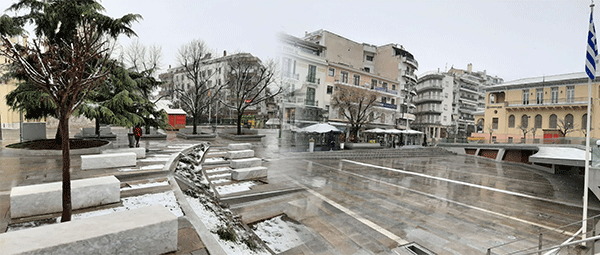 Συνεχίζεται η χιονόπτωση – Εικόνες από την κεντρική πλατεία της Κοζάνης