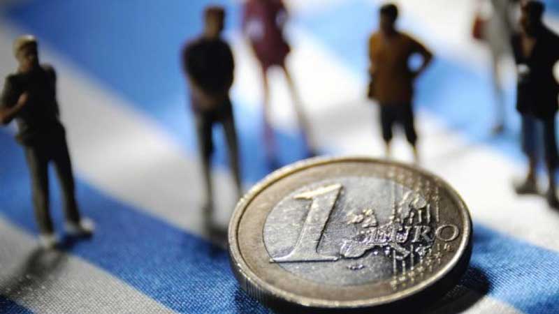 ΥπΑΑΤ: Το κράτος είναι δίπλα στους πυρόπληκτους και τους στηρίζει – Ειδικά προγράμματα για ρυτινοσυλλέκτες και μελισσουργούς – Μέριμνα και για τους ελαιοπαραγωγούς