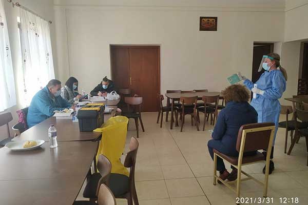 Τα αποτελέσματα της δειγματοληψίας για Covid-19 στο Μικρόβαλτο