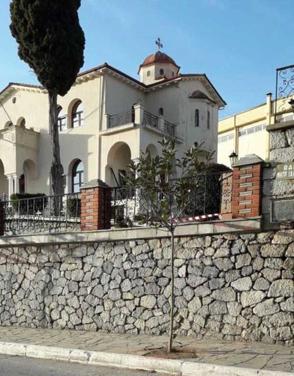 Σιάτιστα: Κρούσματα κορονοϊού στη Μητρόπολη