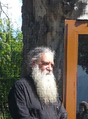 O Αγιορείτης Μοναχός π. Βενέδικτος με αφορμή το τρίμηνο μνημόσυνο του π. Αυγουστίνου Μύρου