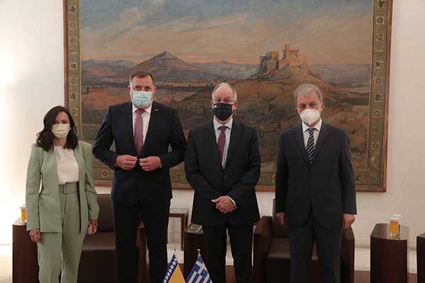 Σε συνάντηση του Προέδρου της Βουλής των Ελλήνων κ. Τασούλα Κων/νου με τον Πρόεδρο της Συλλογικής Προεδρίας της Βοσνίας και Ερζεγοβίνης κ. Milorad Dodik συμμετείχε ο Γιώργος Αμανατίδης