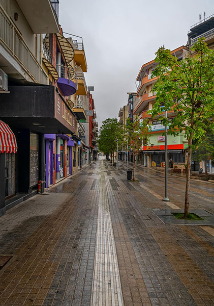 Αν και άνοιξη σήμερα έχει φθινόπωρο….Κοζάνη !!!  (του Αργύρη Καραμούζα)