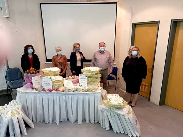 Σε συνέχεια της εκδήλωσης για την γιορτή της μητέρας τιμήθηκαν οι νοσηλεύτριες του Μποδοσάκειου Νοσοκομείου Πτολεμαΐδας