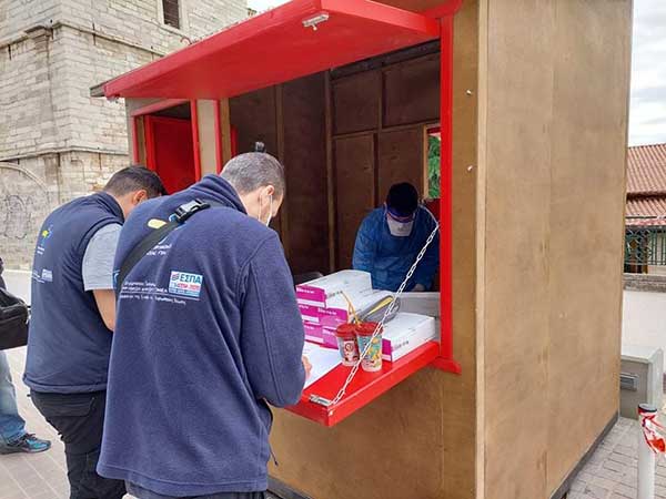 Κοζάνη: Αρνητικά όλα τα rapid tests για covid 19 στην κεντρική πλατεία
