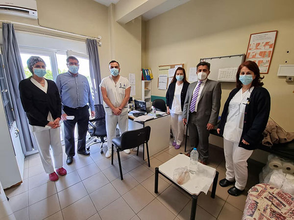 Επίσκεψη Ζήση Τζηκαλάγια στο νοσοκομείο Καστοριάς