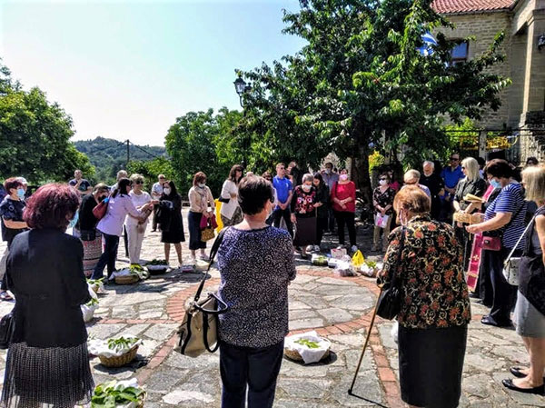 Το έθιμο που πραγματοποιείται την ημέρα της Πεντηκοστής στο Δίλοφο Βοΐου