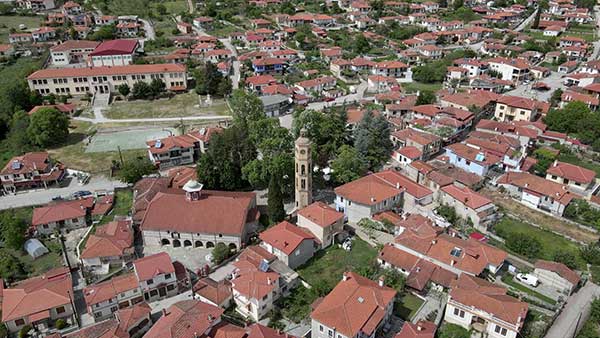 Η Εράτυρα τιμά την Σέλιτσα για την προσφορά της στην Εθνεγερσία