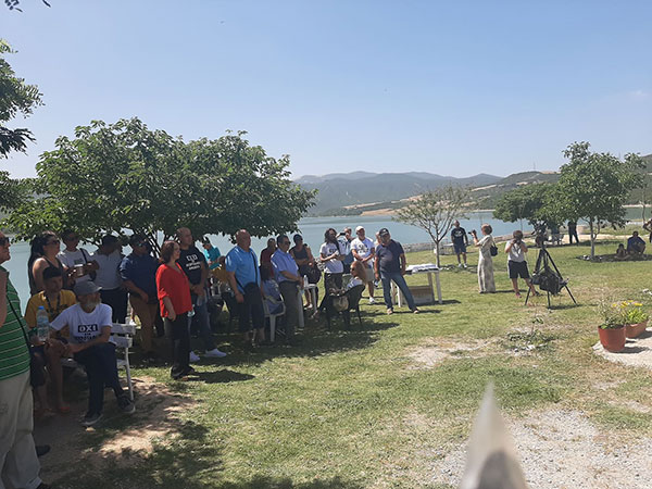 Συγκέντρωση διαμαρτυρίας στη γέφυρα Ρυμνίου κατά της κατασκευής ΧΥΤΑ στην πρώην ΜΑΒΕ