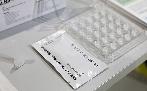 Self-tests: Τέλος στον υποχρεωτικό έλεγχο από 1η Ιουλίου για τους εμβολιασμένους