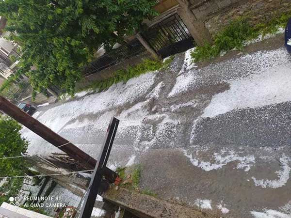 Χαλάζι στον Άγιο Αθανάσιο Σιάτιστας