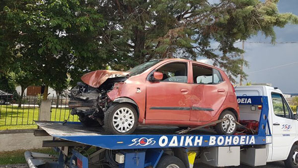 Άργος Ορεστικό: Τροχαίο με ελαφρείς τραυματισμούς