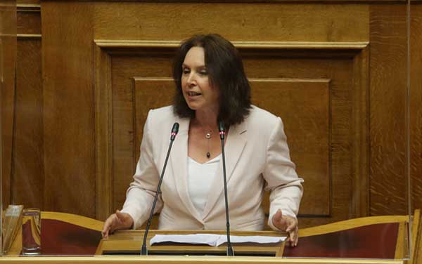 Καλλιόπη Βέττα: «Κοινοβουλευτική ερώτηση για την ανάγκη διατήρησης τραπεζικού καταστήματος στα Σέρβια»