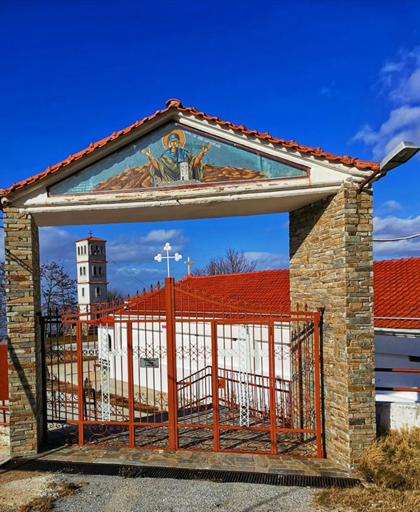 Ετοιμασίες ενόψει του Πανηγυριού της Αγίας Παρασκευής Μοσχοχωρίου Πλατανορρεύματος