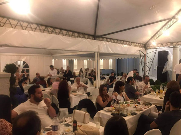 Δείτε φωτογραφίες και  βίντεο από το ποντιακό γλέντι του Σαββάτου στον Ακρίτα