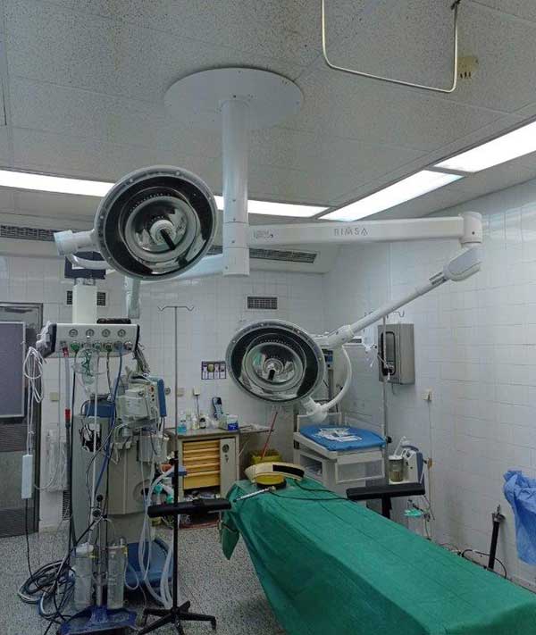 Μποδοσάκειο: Αντικατάσταση προβολών των πέντε χειρουργικών αιθουσών