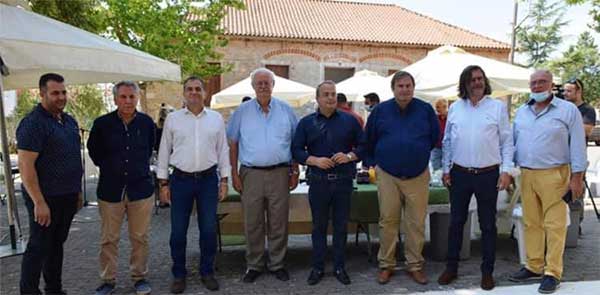 Ο Δήμος Σερβίων συμμετείχε στο συνέδριο Αγροτικής Ανάπτυξης με θέμα το ελαιόλαδο αλλά και τα φαρμακευτικά φυτά