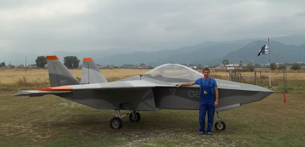 Aπό τη Φλώρινα στους… αιθέρες: Αεροσκάφη «Made in Greece»  Η “ΜτΚ” συνάντησε τον πρόεδρο της αερολέσχης Φλώρινας και κατασκευαστή υπερελαφρών αεροσκαφών Γιώργο Ηλιόπουλο